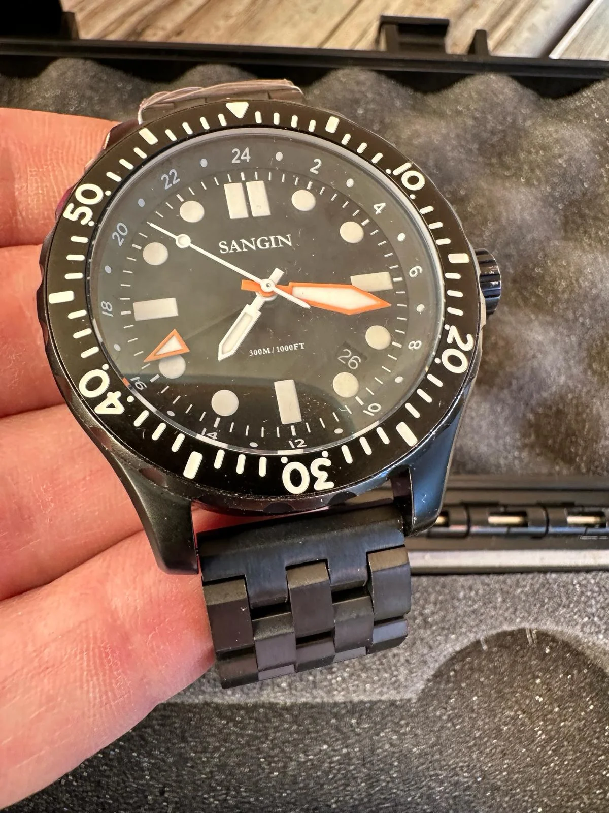 Sangin DLC Instruments (Black) Professional DIVER on Bracelet (Wire price 1099)